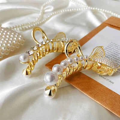 Fishtail Pearl Hair Clip