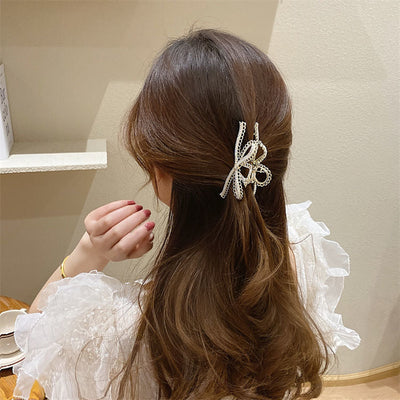 Pearl Bow Hair Clip