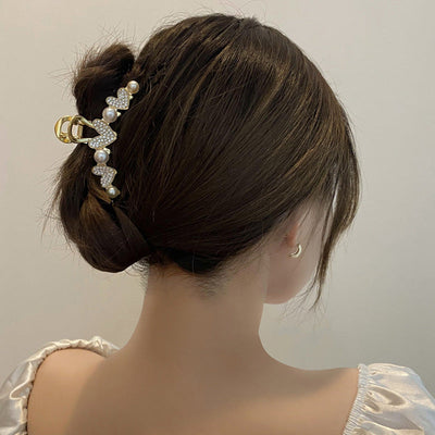 Diamond Love Pearl Hair Clip