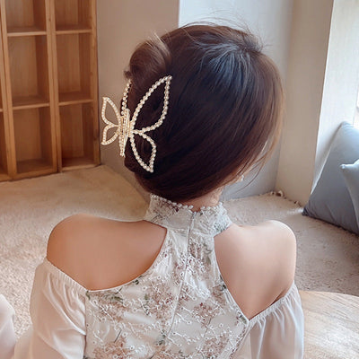 Pearl butterfly hair clip