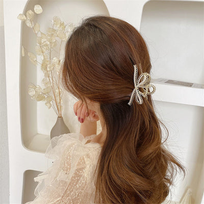 Pearl Bow Hair Clip