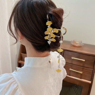 Ginkgo Leaf Tassel Hair Clip