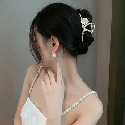 Flower Small Pearl Hair Clip